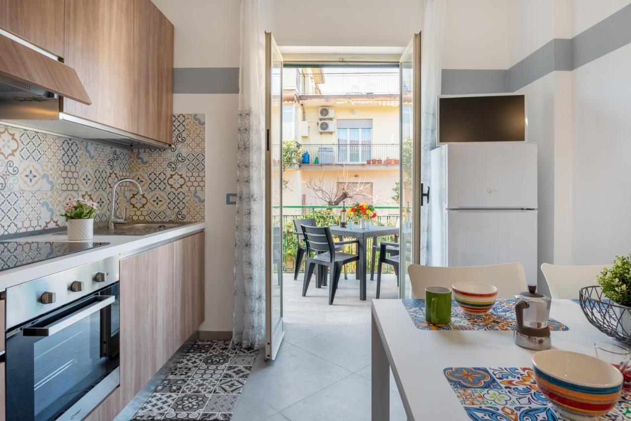 La Casa Di Tobia & Little Paradise Beach Apartments جيارديني ناكسوس المظهر الخارجي الصورة